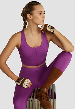 Топ с линиями на лифе Т3 Berry