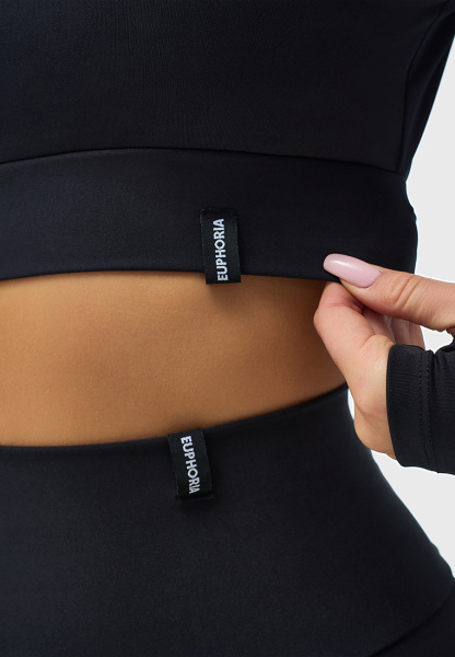 Спортивная-одежда-B11A4862 1100х762пикс